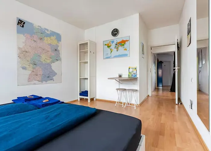 Wolfsbau - Privates Gaestezimmer - Zentrum, Hbf, Zoo Quarto em Acomodações Particulares *